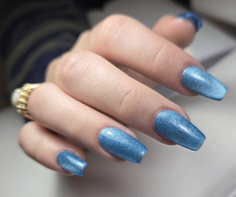 Builder gel nail extensions with flawless finish